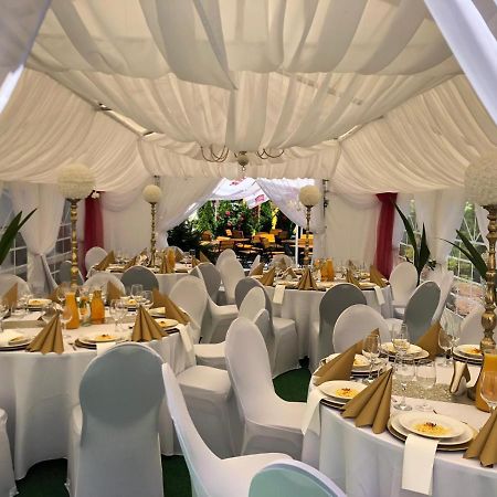 Oświęcim Hotel Dabrowski מראה חיצוני תמונה