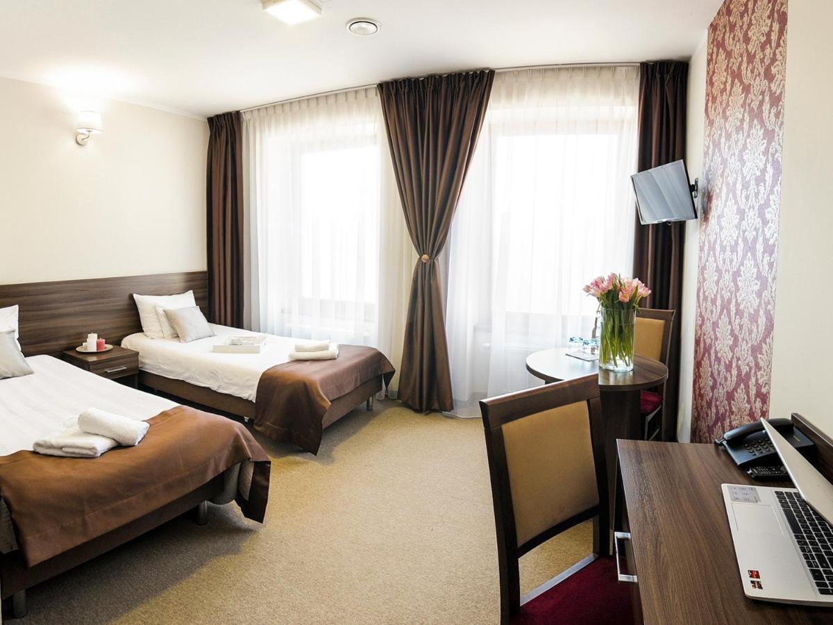 Oświęcim Hotel Dabrowski מראה חיצוני תמונה