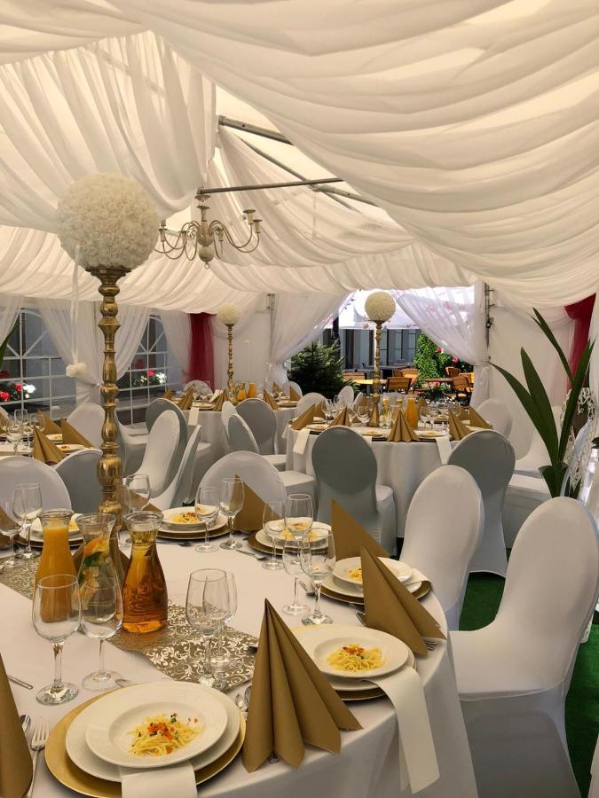 Oświęcim Hotel Dabrowski מראה חיצוני תמונה