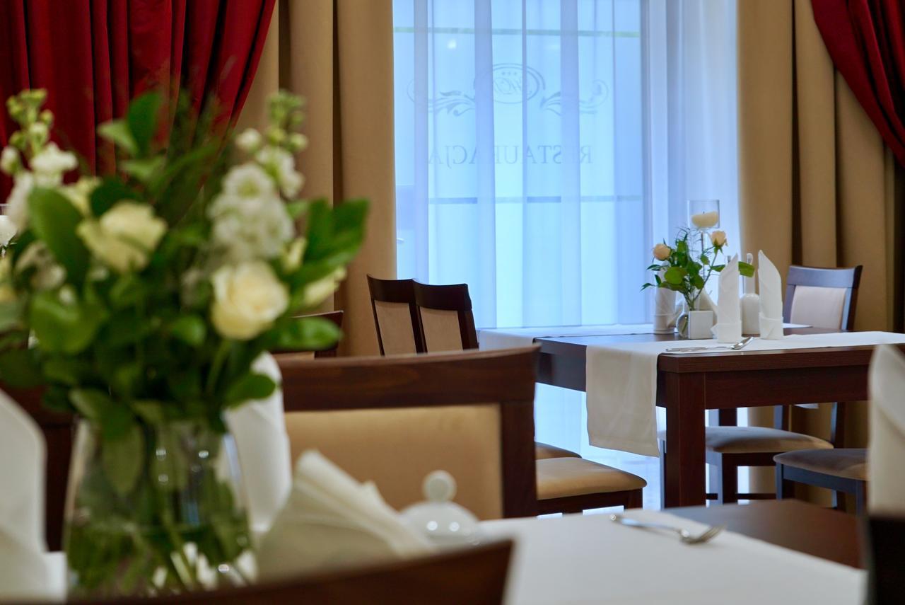 Oświęcim Hotel Dabrowski מראה חיצוני תמונה
