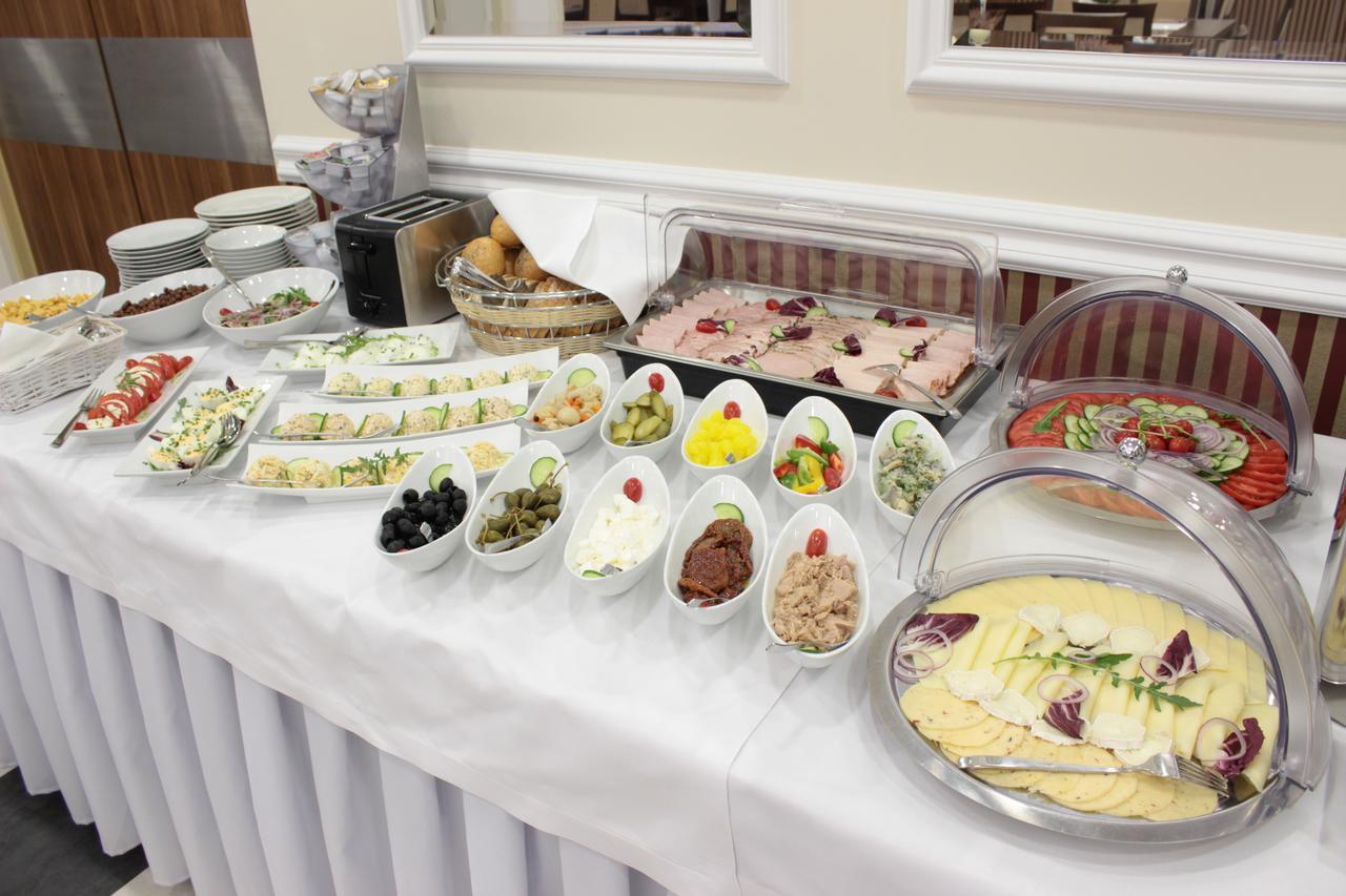 Oświęcim Hotel Dabrowski מראה חיצוני תמונה